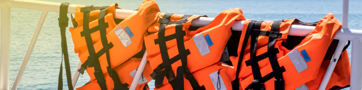 You are currently viewing 5 Important Pieces of Equipment for Boat Safety