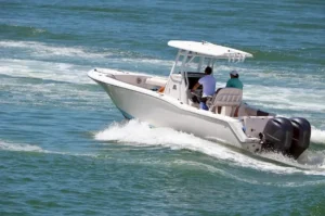 Read more about the article Should You Buy a New or Used Boat?